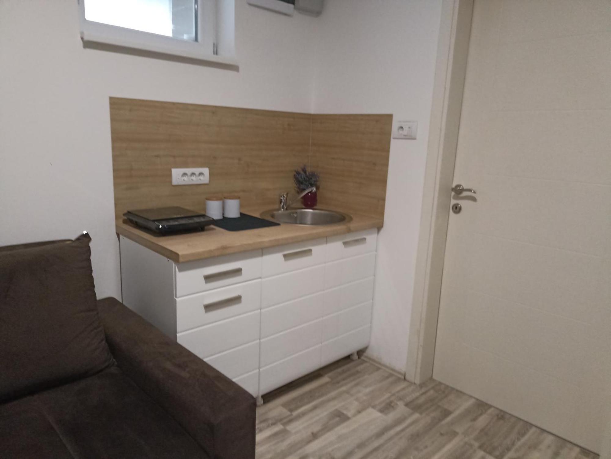 Vikendica Apartments Dunav Ms Celarevo Bagian luar foto
