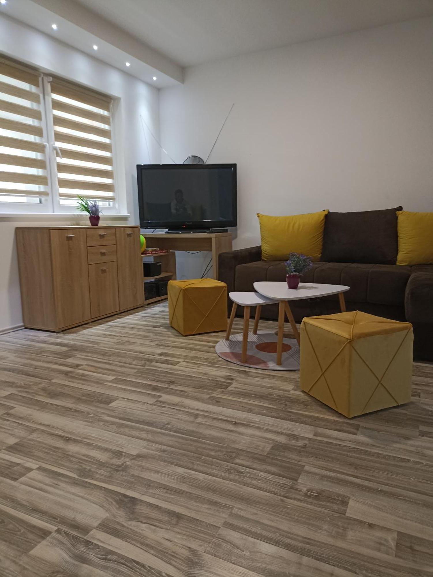Vikendica Apartments Dunav Ms Celarevo Bagian luar foto